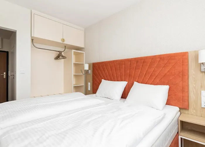 Rent Like Home - Bel Mare F324